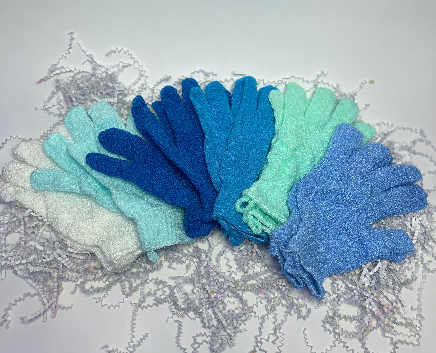 Exfoliating gloves